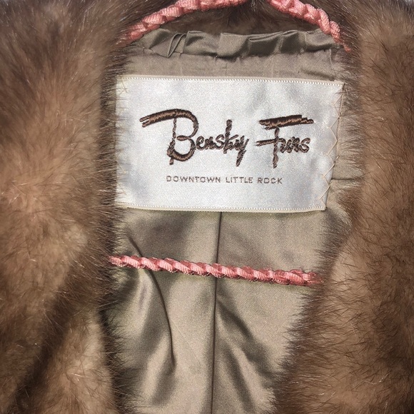 Luxurious Authentic Fur shawl 💞 - Picture 4 of 8